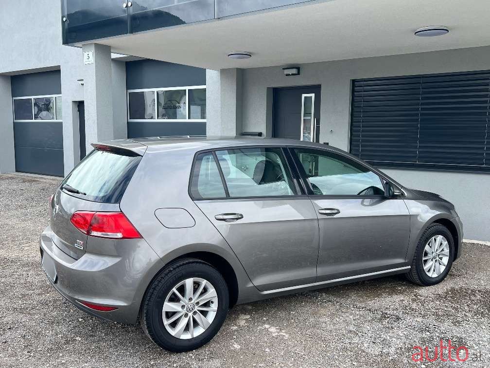 2014' Volkswagen Golf photo #5