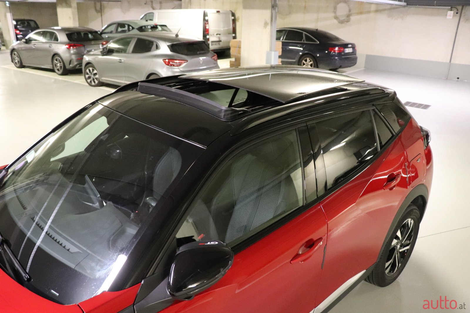 2021' Peugeot 2008 GT photo #2