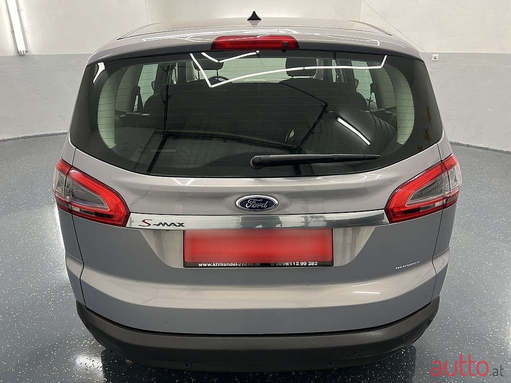 2013' Ford S-Max photo #4
