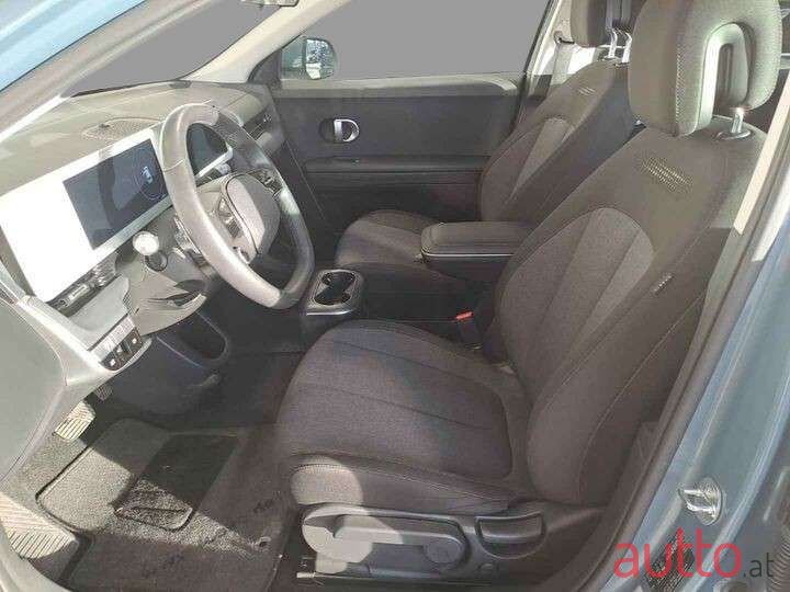 2023' Hyundai Ioniq 5 photo #3