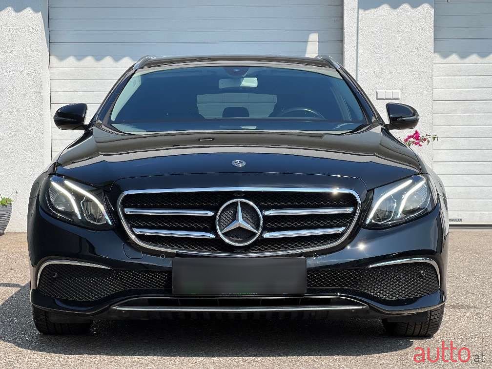 2018' Mercedes-Benz E-Klasse photo #2