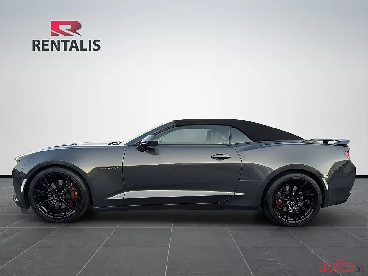 2017' Chevrolet Camaro photo #2