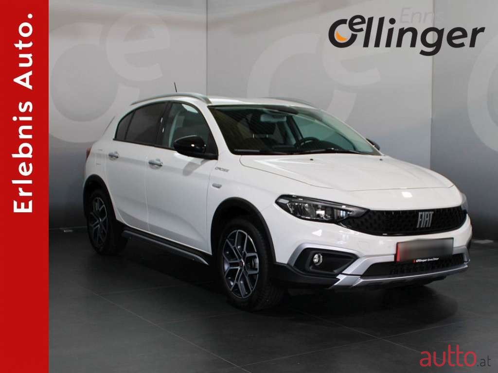 2022' Fiat Tipo photo #1