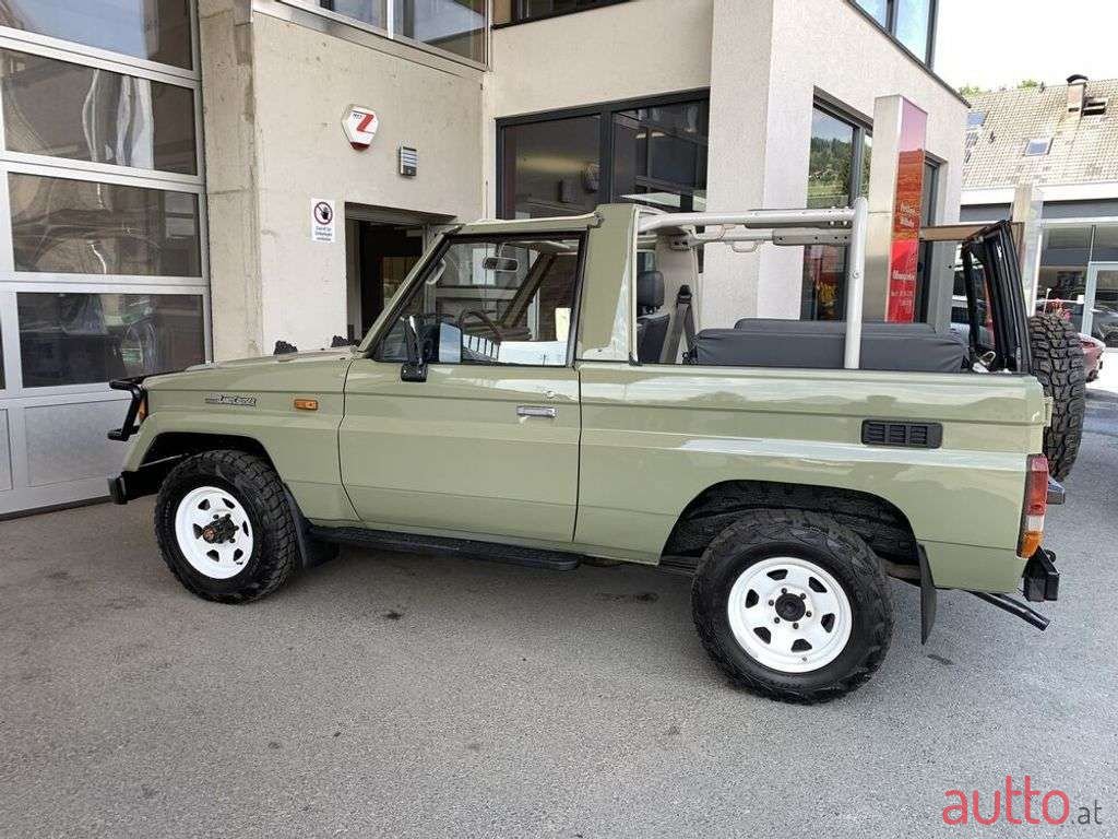 1988' Toyota Landcruiser photo #5