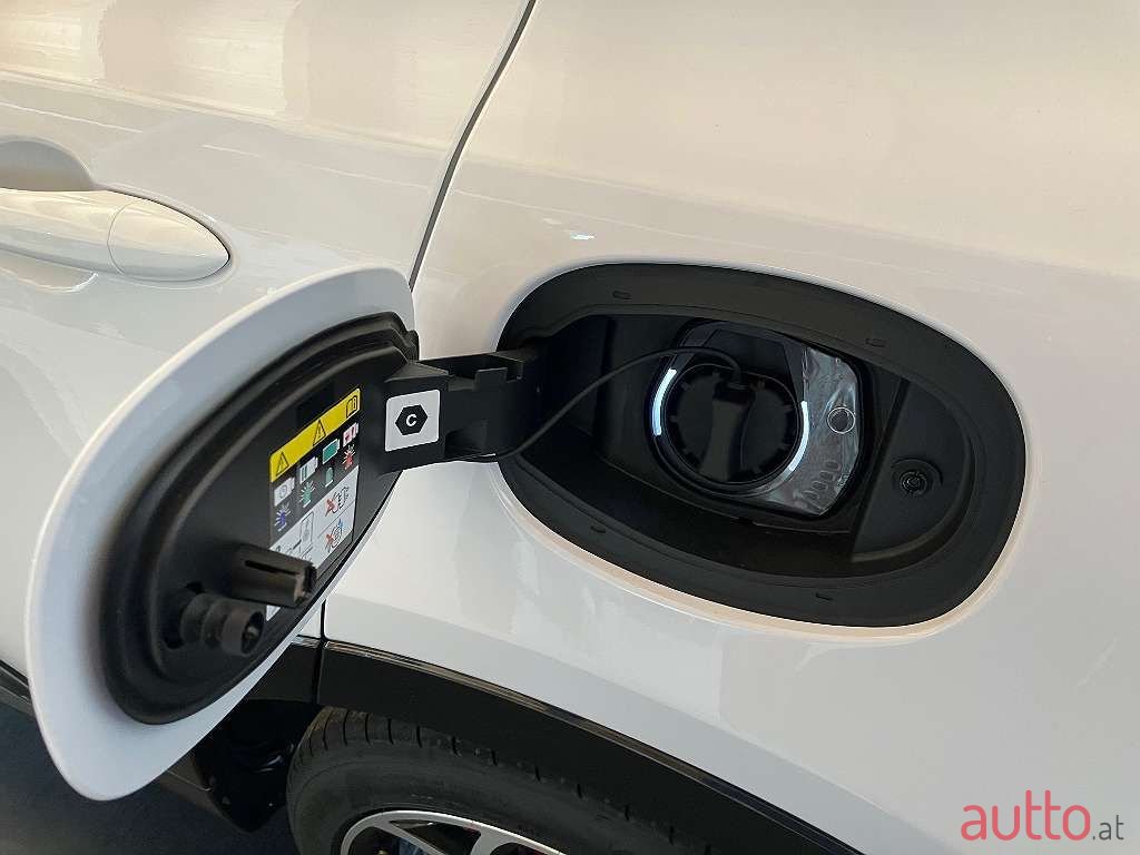 2023' Alfa Romeo Tonale photo #6