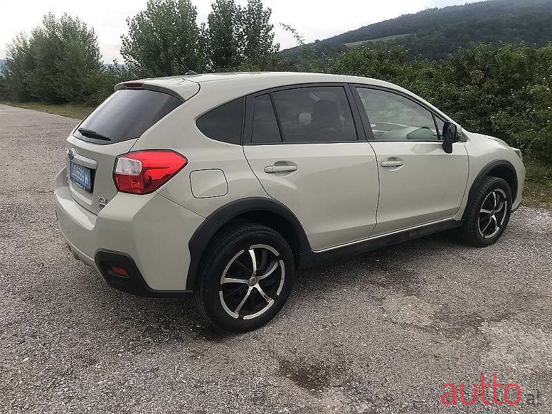 2013' Subaru XV photo #2