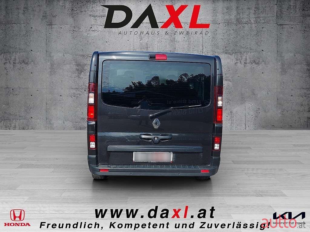 2022' Renault Trafic photo #5