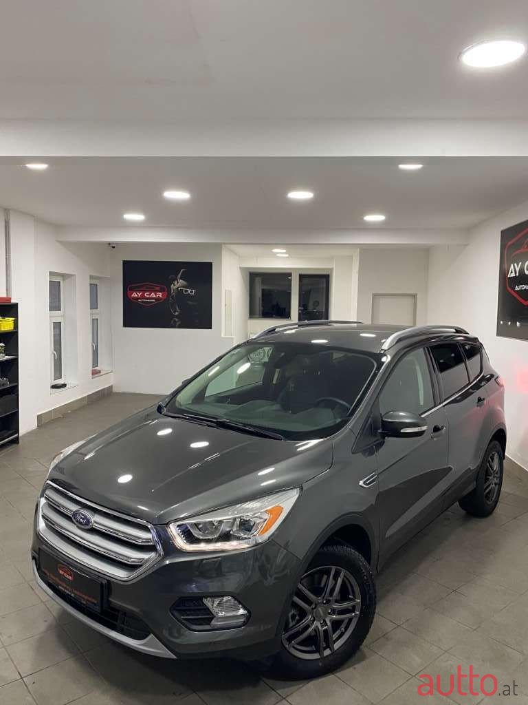 2017' Ford Kuga photo #1