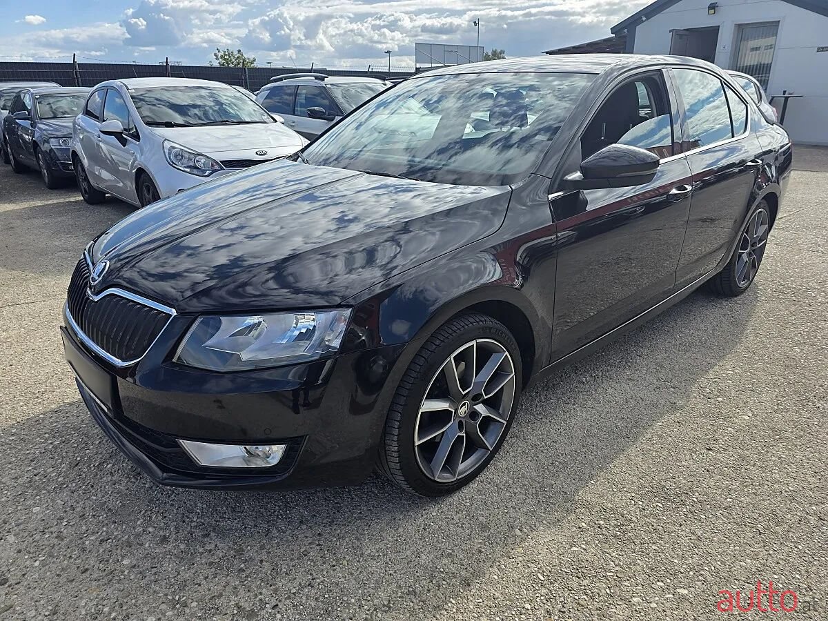2013' Skoda Octavia photo #3