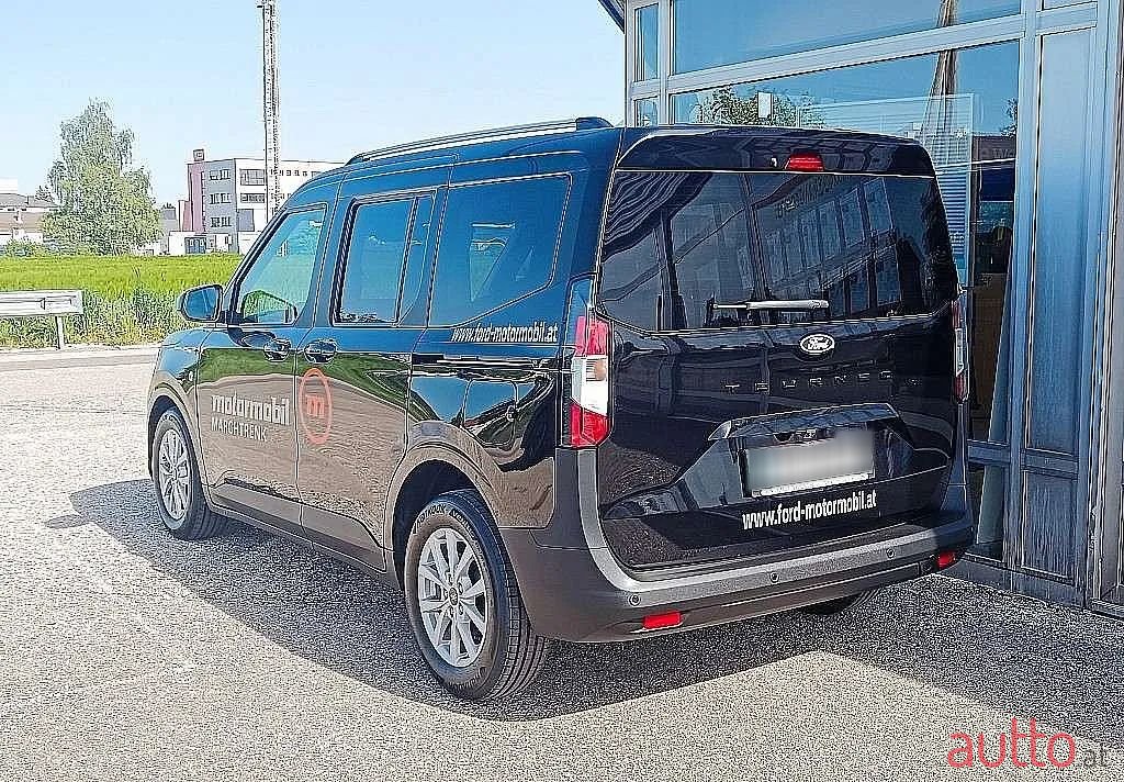 2024' Ford Tourneo photo #5