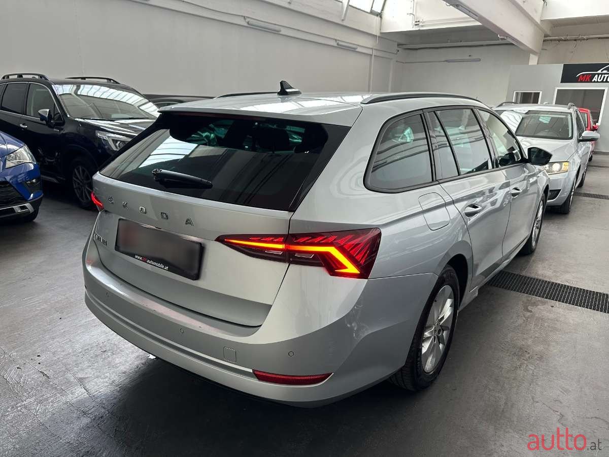 2021' Skoda Octavia photo #4
