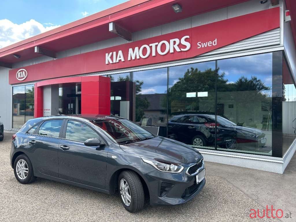 2019' Kia Ceed photo #2
