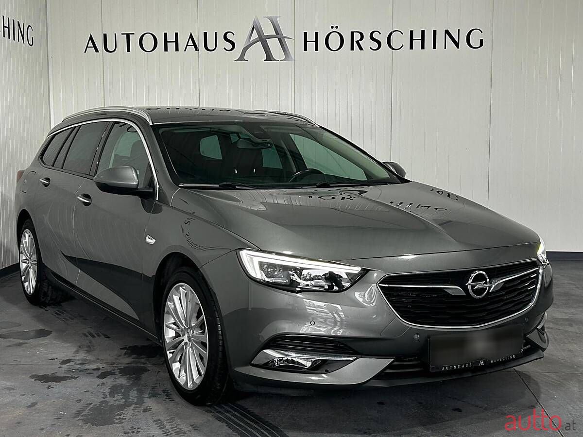 2018' Opel Insignia photo #1