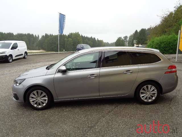 2017' Peugeot 308 photo #2