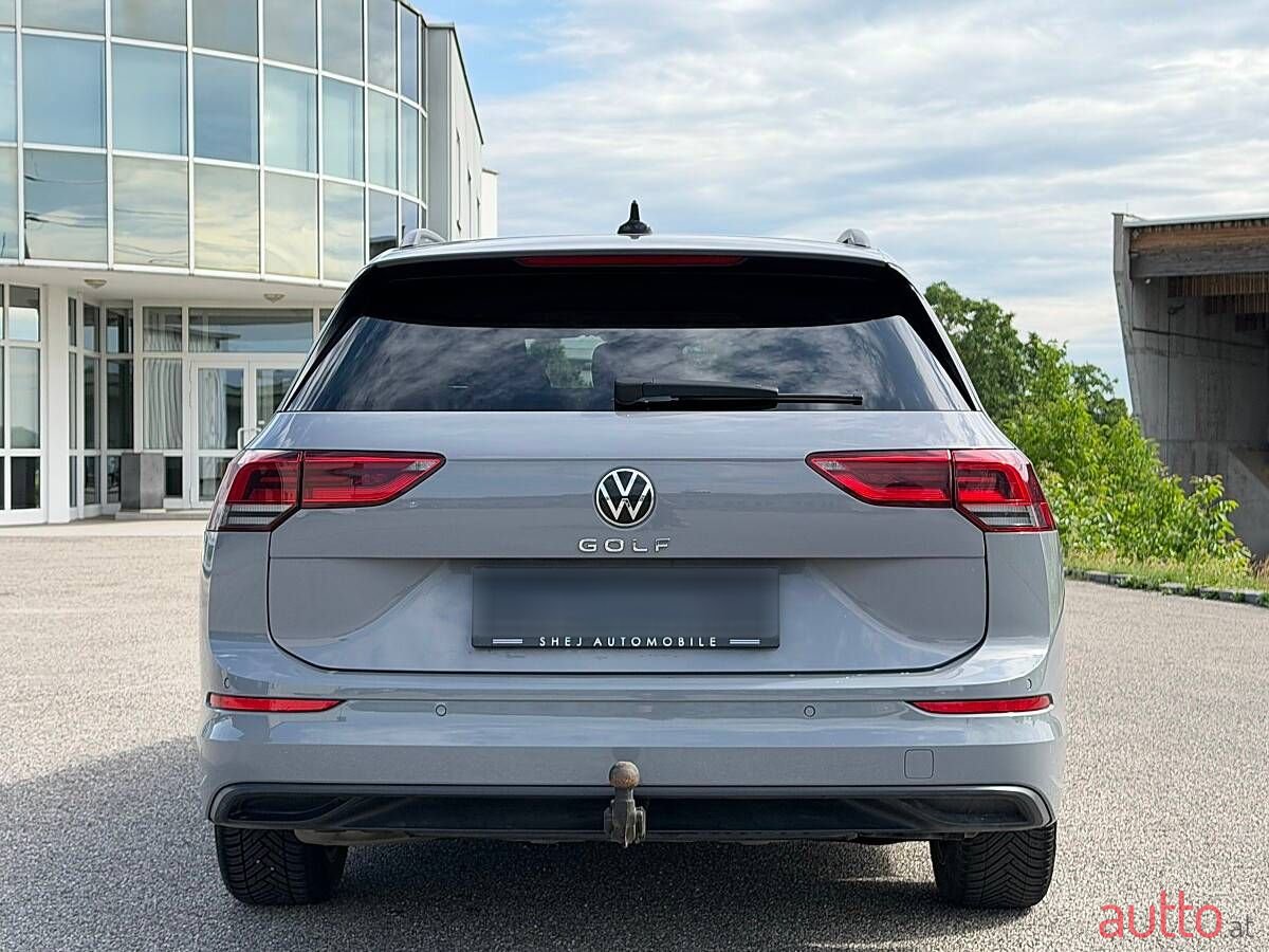 2021' Volkswagen Golf photo #6