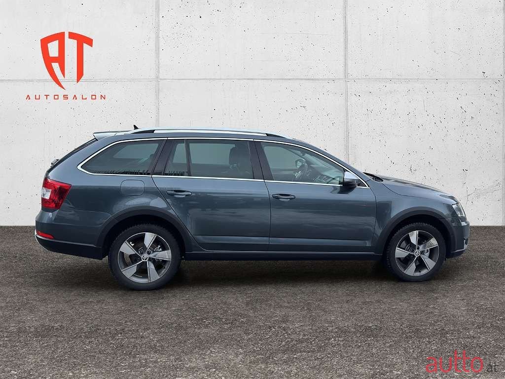 2016' Skoda Octavia photo #5