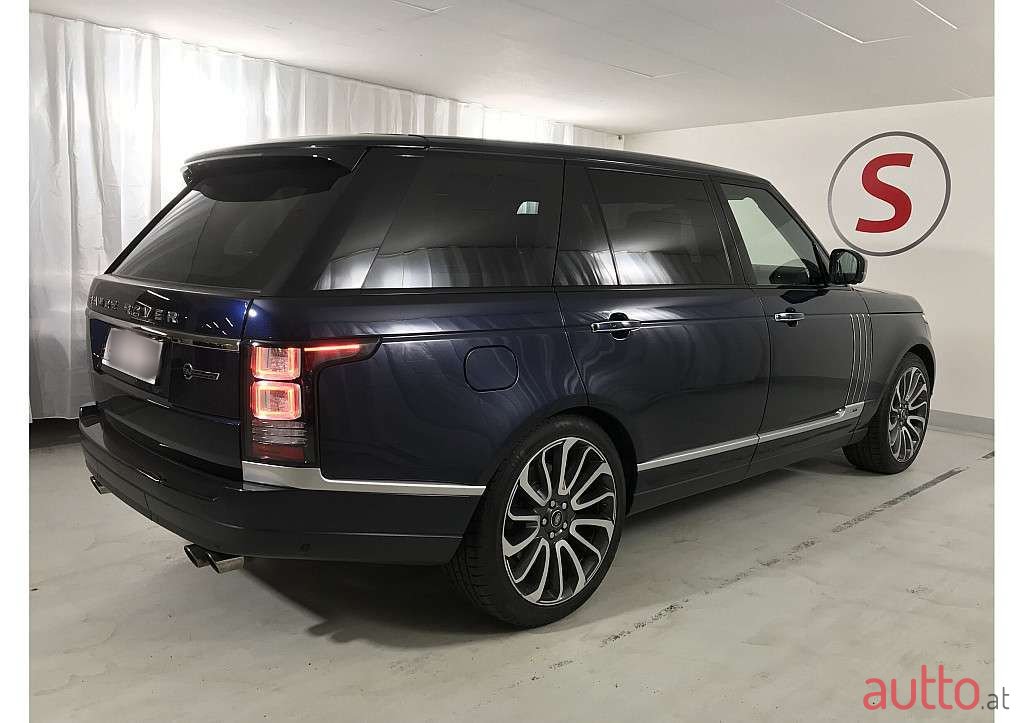 2016' Land Rover Range Rover photo #2