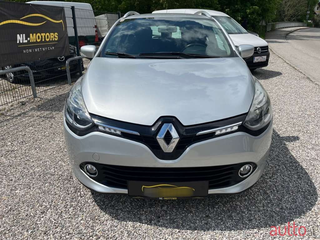 2013' Renault Clio photo #2