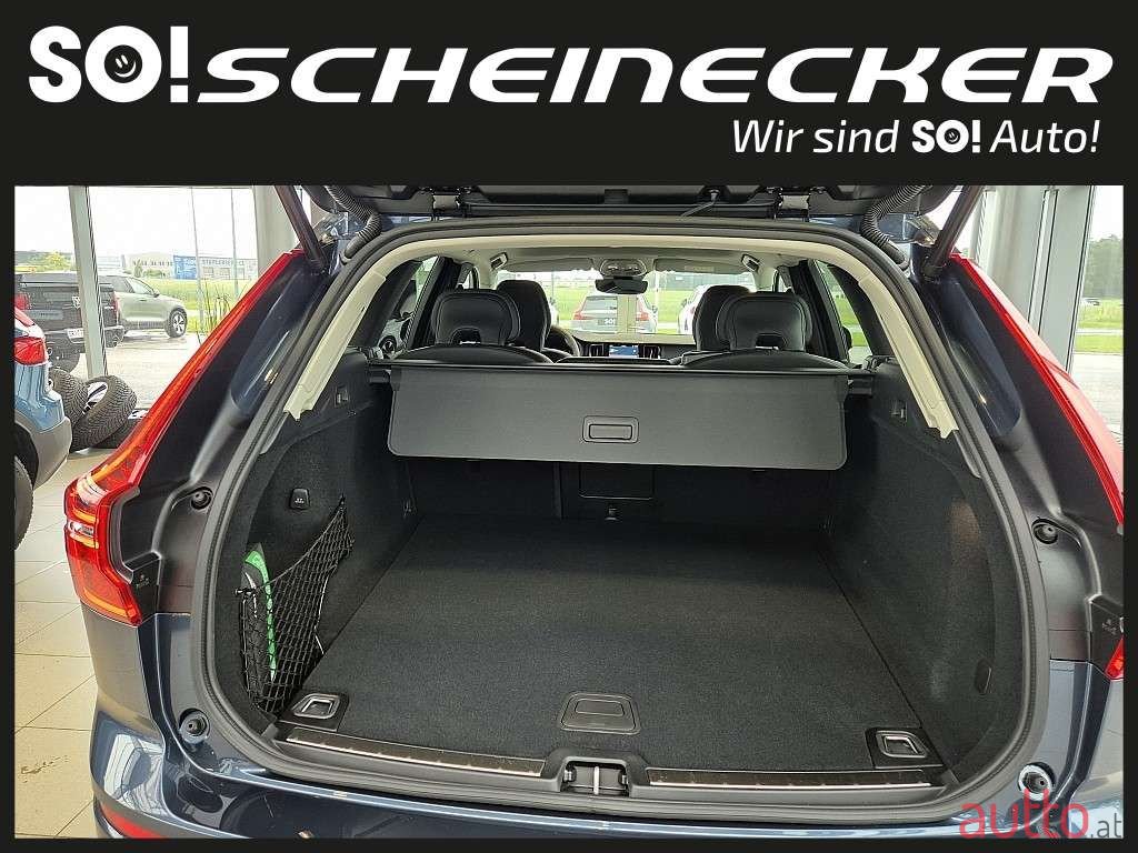 2024' Volvo XC60 photo #6