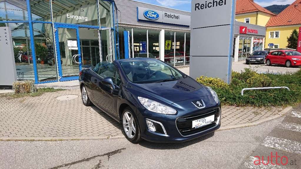 2012' Peugeot 308 photo #1