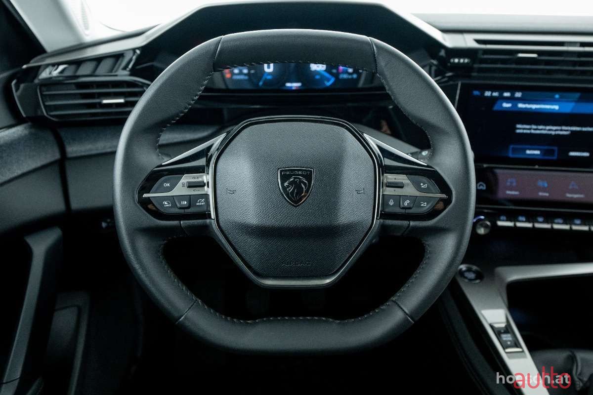 2024' Peugeot 308 photo #6