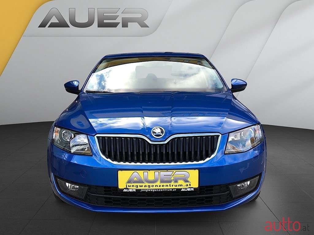 2016' Skoda Octavia photo #2