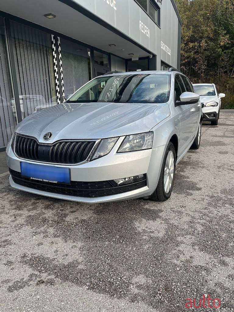 2019' Skoda Octavia photo #1