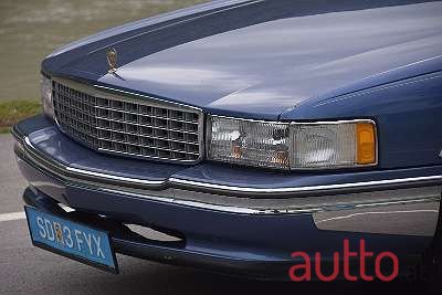1989' Cadillac DeVille photo #2