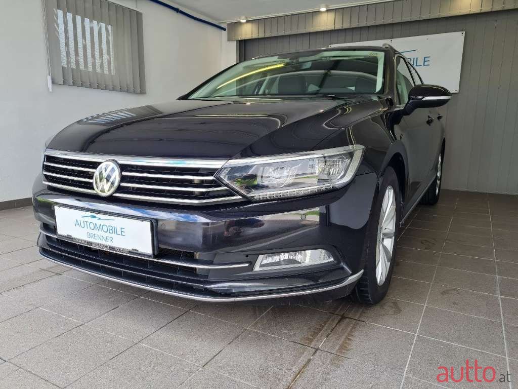 2017' Volkswagen Passat photo #4