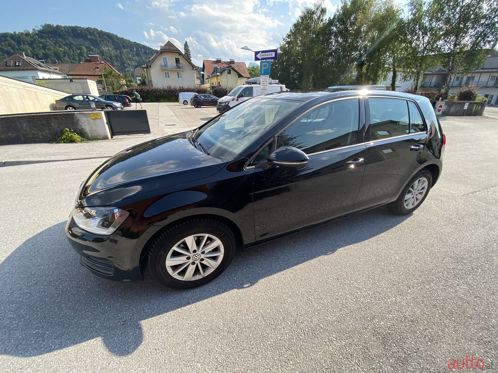 2014' Volkswagen Golf photo #3