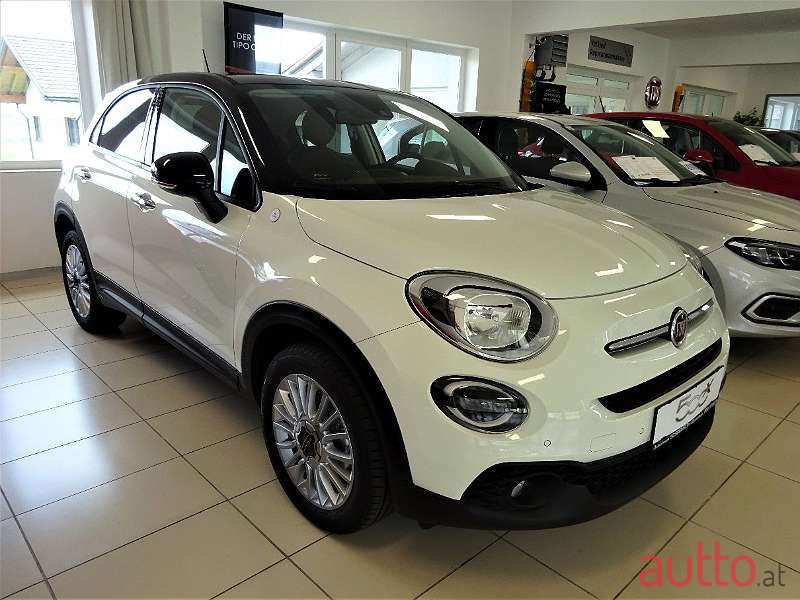 2021' Fiat 500X photo #3