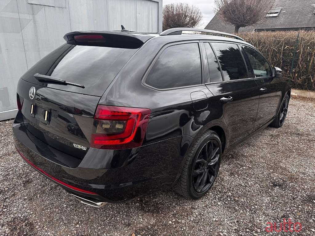 2017' Skoda Octavia photo #5