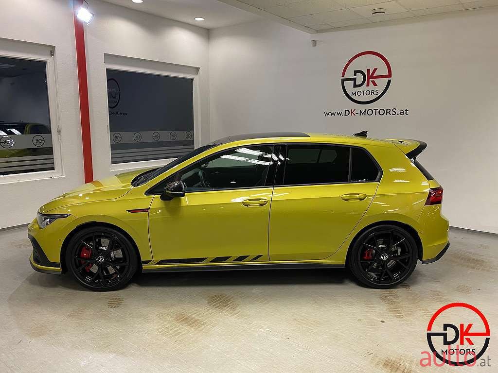 2022' Volkswagen Golf photo #2