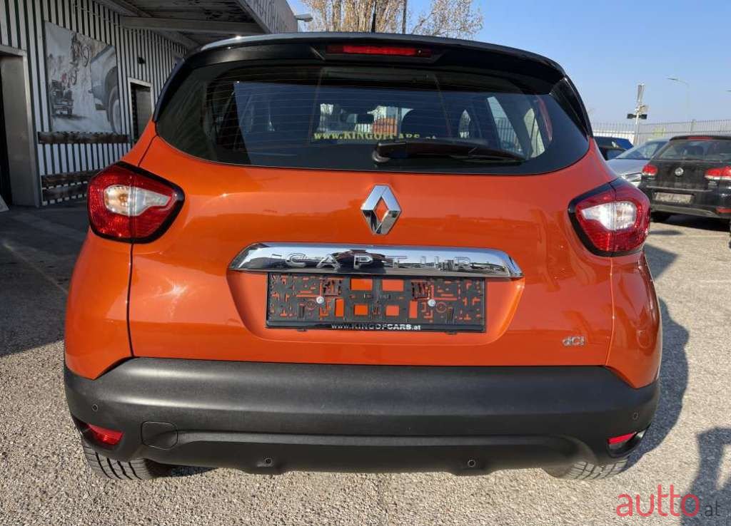 2015' Renault Captur photo #3