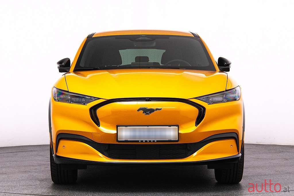 2023' Ford Mustang Mach-E photo #1