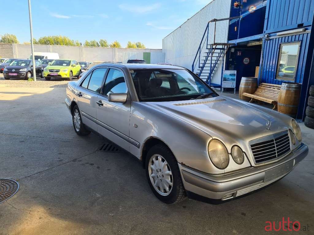 1998' Mercedes-Benz E-Klasse photo #3