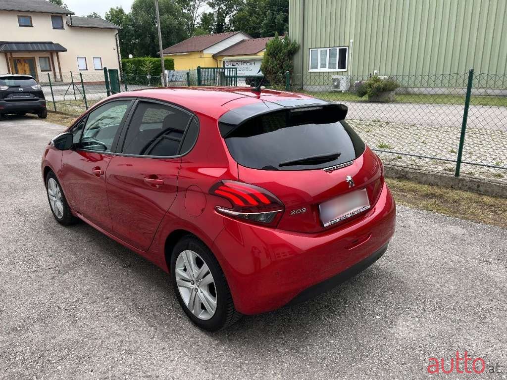 2019' Peugeot 208 photo #4
