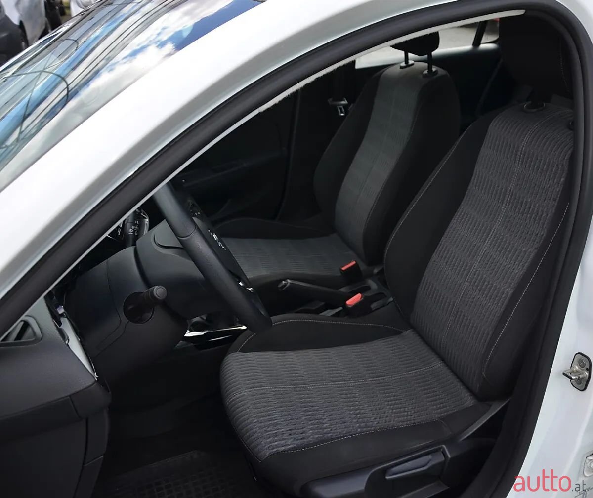 2022' Opel Corsa photo #5