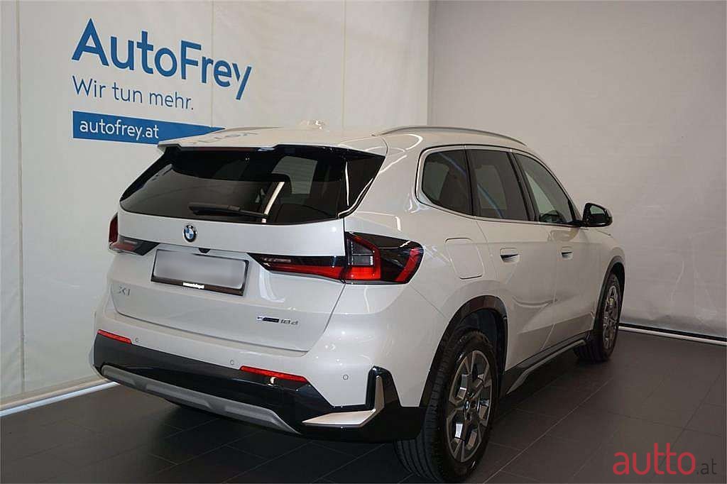 2022' BMW X1 photo #2