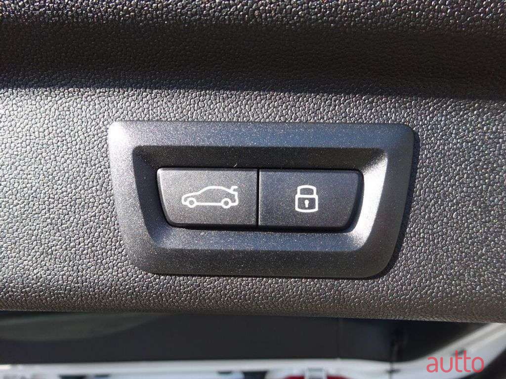 2024' MINI Countryman photo #4