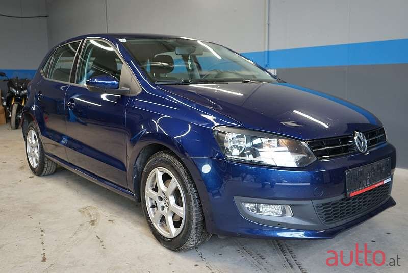 2012' Volkswagen Polo photo #5