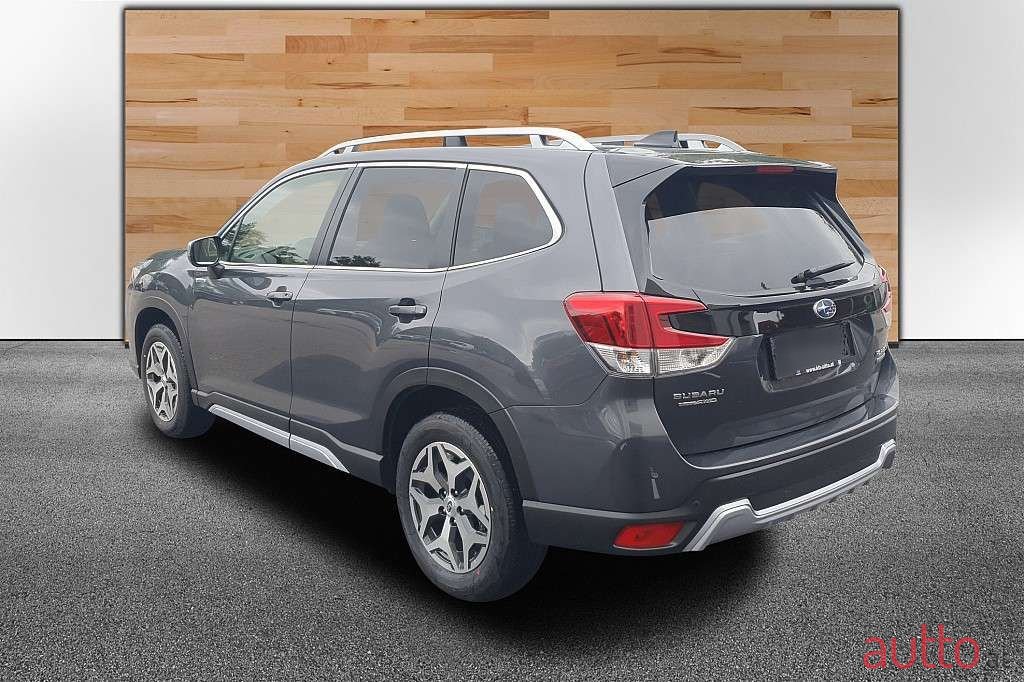 2024' Subaru Forester photo #3
