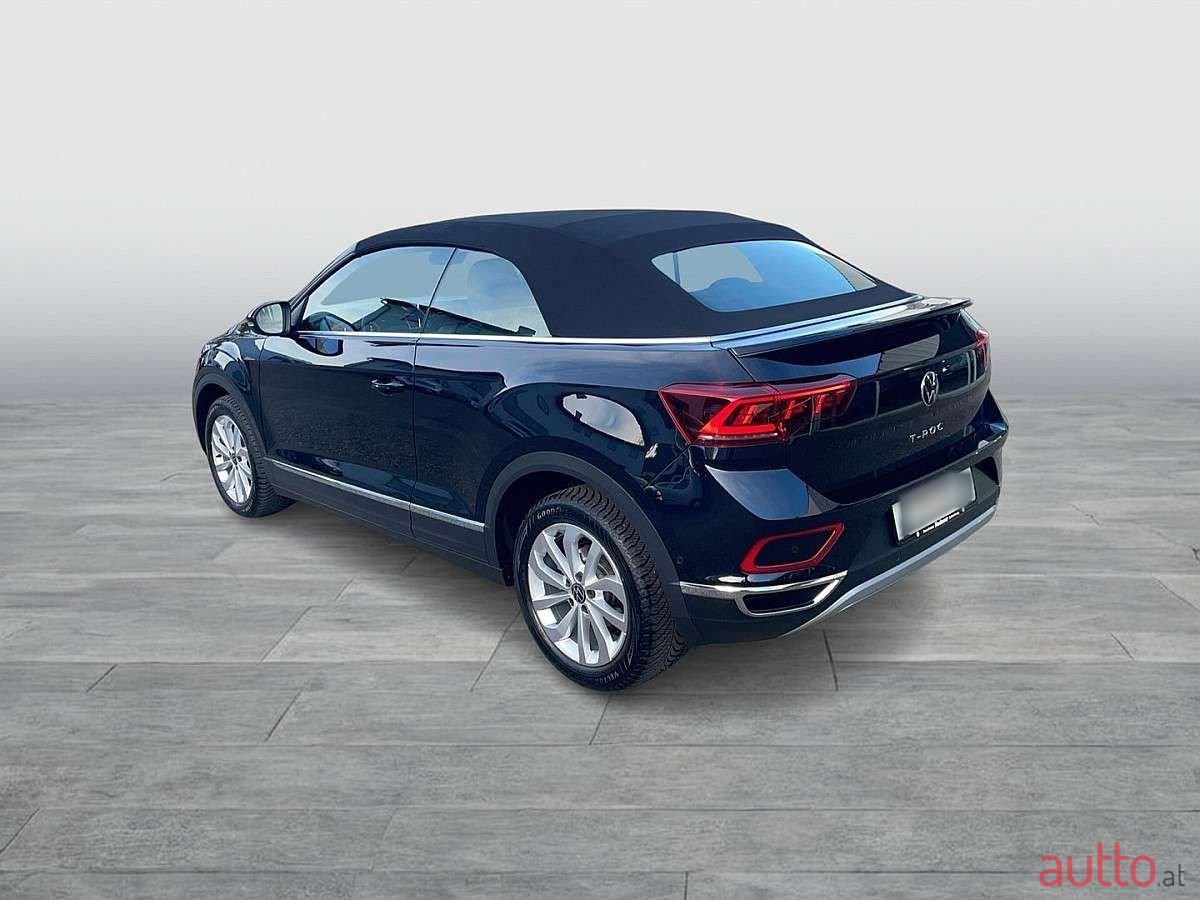 2024' Volkswagen T-Roc photo #2