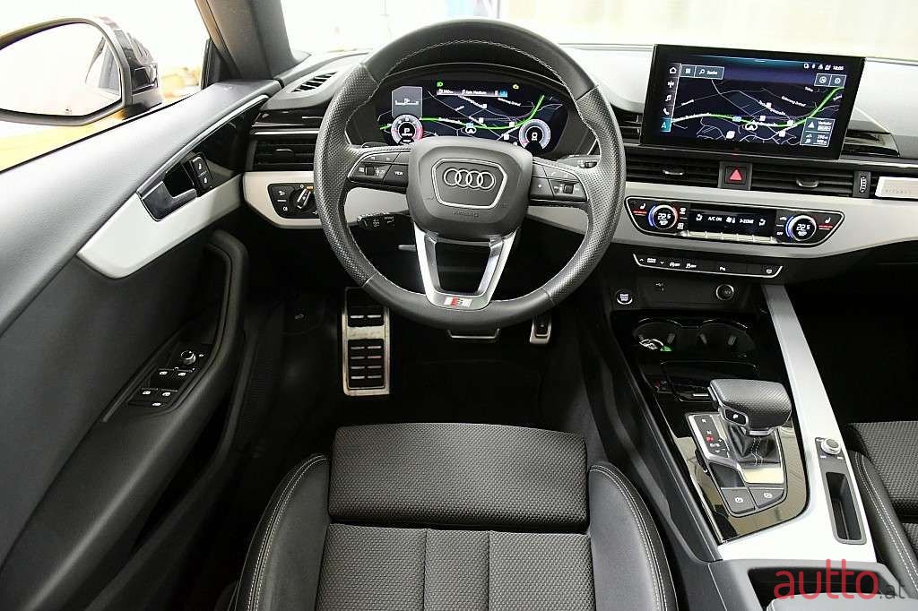 2023' Audi A5 photo #2