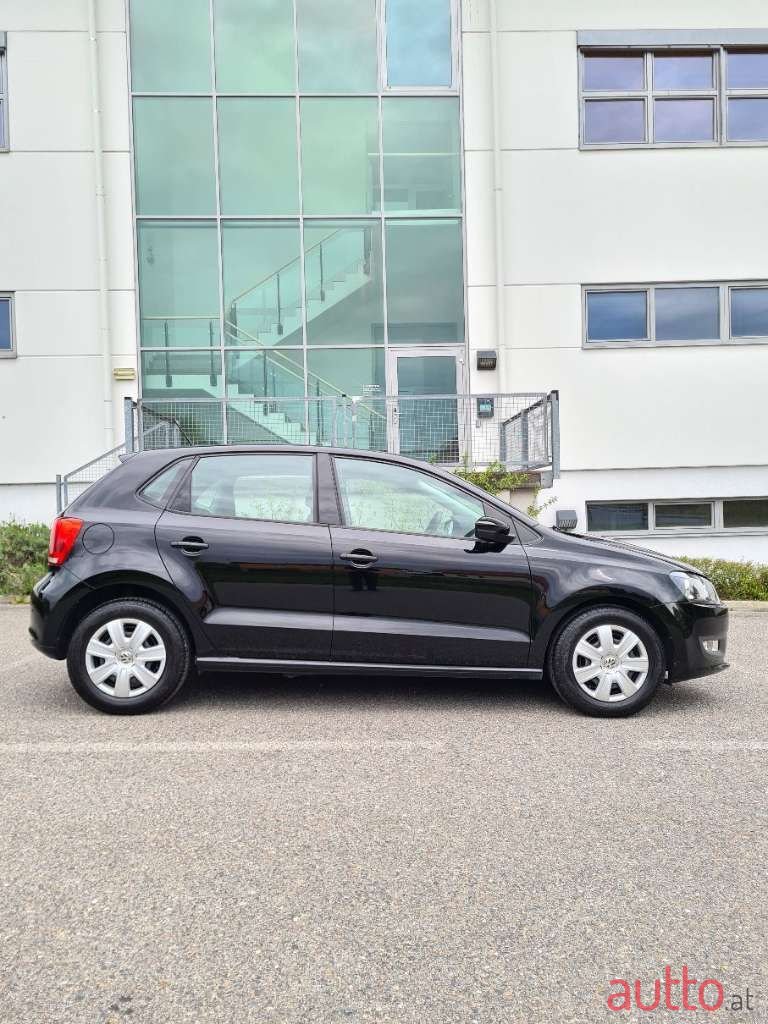2012' Volkswagen Polo photo #4
