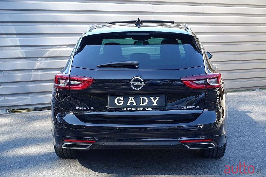 2017' Opel Insignia photo #5