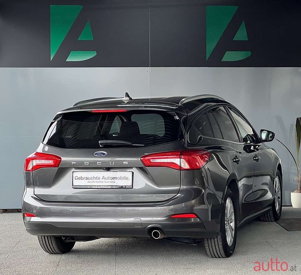 2019' Ford Focus photo #2