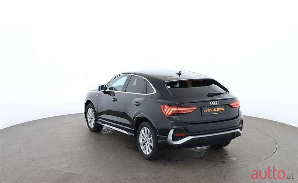 2020' Audi Q3 photo #3
