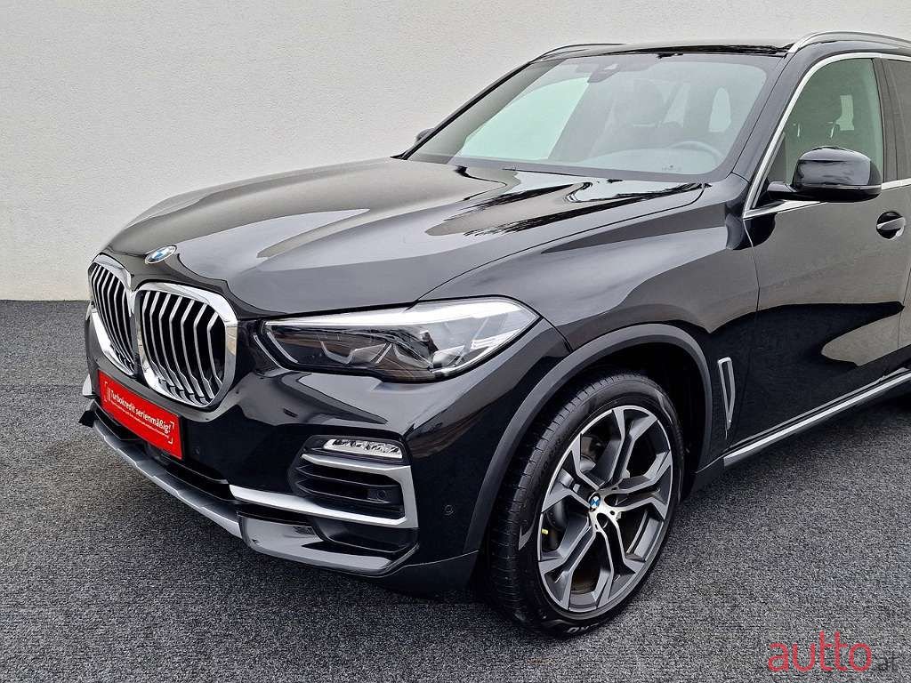 2019' BMW X5 photo #5