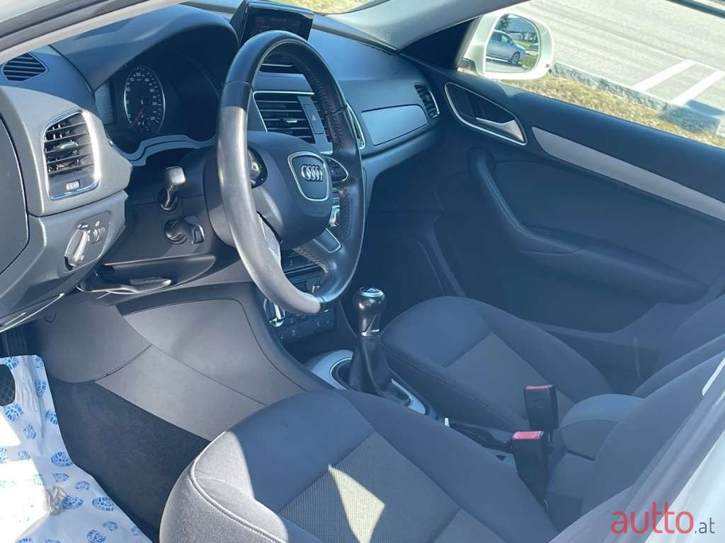 2012' Audi Q3 photo #3